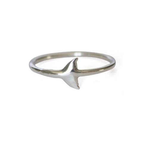 Whaletail Essentials Ring